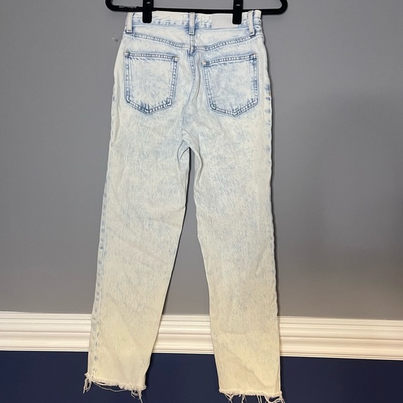 PISTOLA CHEWED HEM JEANS LIGHT WASH SIZE 24 - Picture 2 of 5